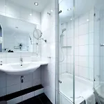 Hotel Western Premier Ib Friedberger Warte 4*