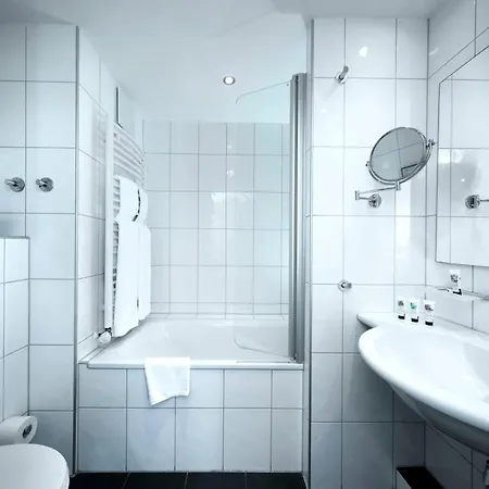Western Premier Ib Friedberger Warte 4*