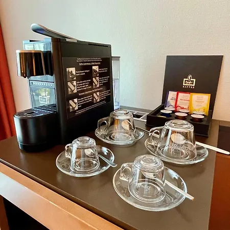 Hotel Western Premier Ib Friedberger Warte 4*