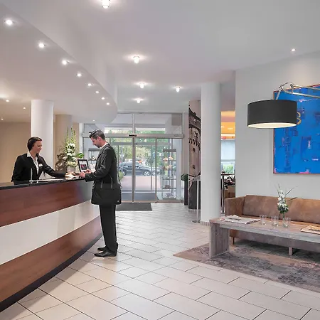 Hotel Western Premier Ib Friedberger Warte 4*