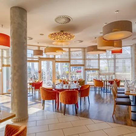 Western Premier Ib Friedberger Warte Szálloda 4*